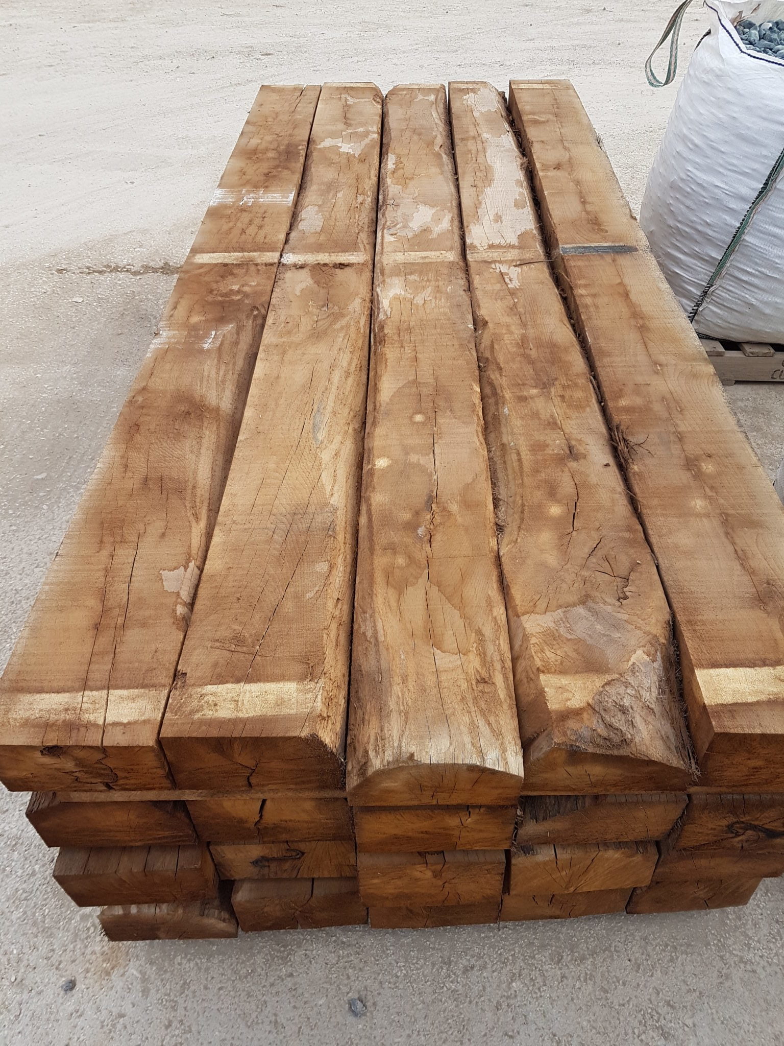 poutres de chemin de fer