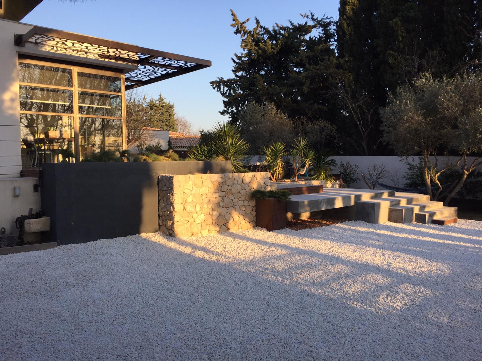 gravillon-blanc-aix-en-provence