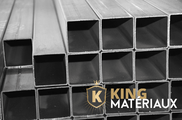 TUBE EN ACIER CARRE