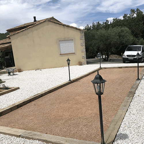 terrain de pétanque